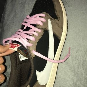 Jordan 1 Retro Low OG SP Travis Scott